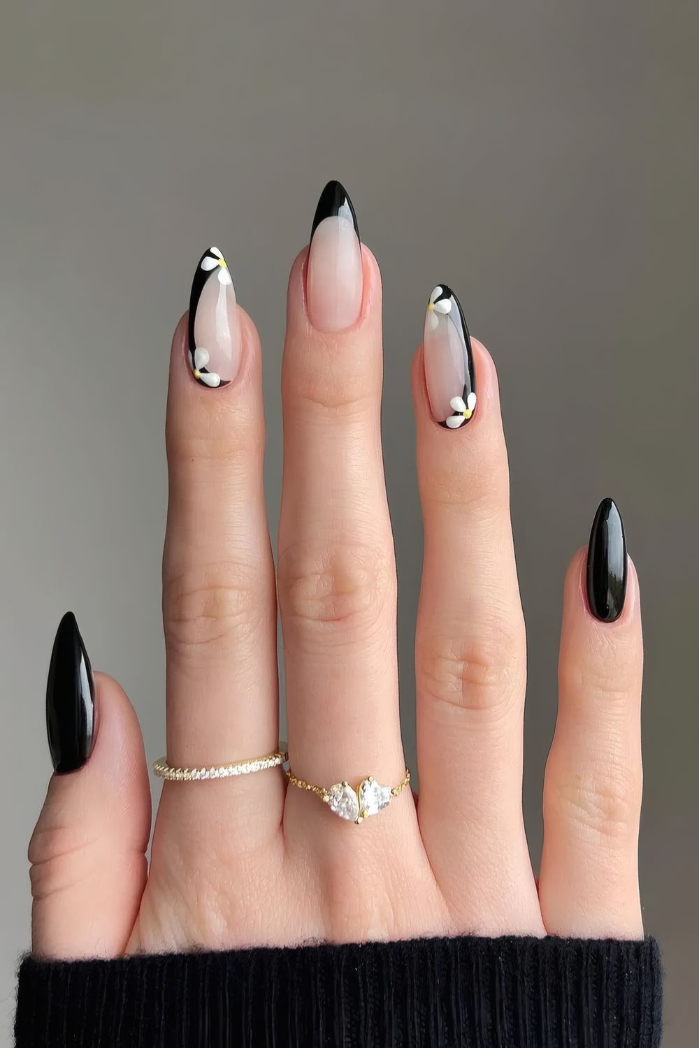 Black Mani With Daisy Flower Art